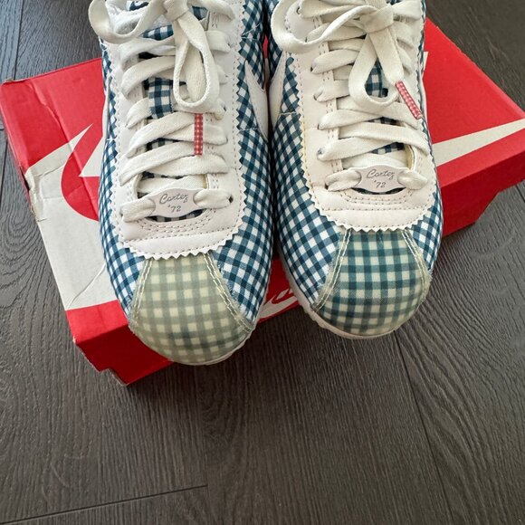 Nike Classic Gingham Cortez Sneakers Size 7 Women’s Preowned Runs Small - Picture 2 of 11